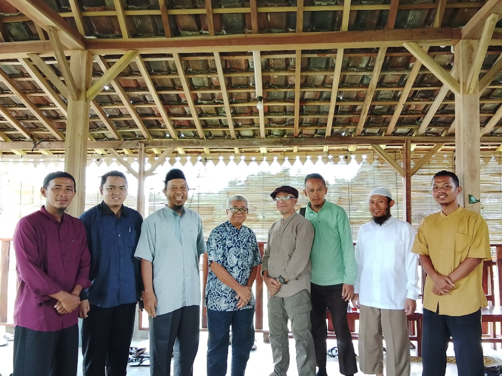Pemateri, Pembina dan Pengurus Yayasan Darussalam Selokerto, Kepala Sekolah dan Guru SDIT Darussalam Selokerto